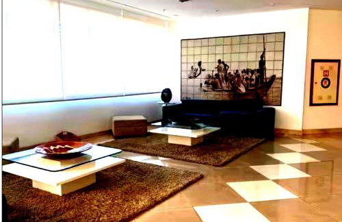 Flat Vista Mar com Piscina e Wi-Fi Rápido Rio Vermelho - Foto 22