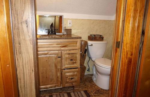 Spacious Family Cabin on Stunning Wixom Lake near Midland, Michigan - Foto 20