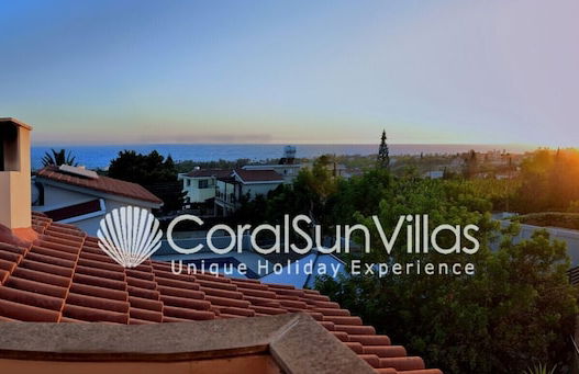 Large Pool & Garden, Billiard, Peaceful Area, Near to the Sea, Coral Bay Paphos - Foto 41