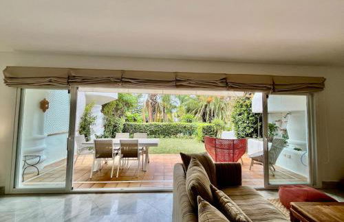 Cozy Townhouse with Sea View - Photo 12