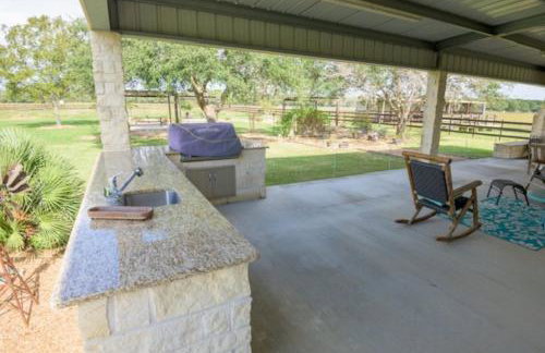 Blessing Farmhouse w/ Farm Views & Outdoor Living - Foto 25