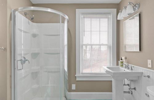 Bright and Spacious Stay - Foto 3