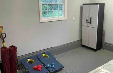 Farmhouse with game room, fire pit and creek - Foto 12