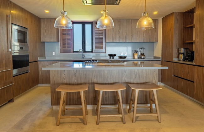 El Encanto exclusive condo private pool - Photo 38