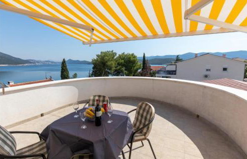 2 Bedroom Amazing Apartment In Klek - Photo 2