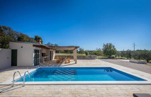 Villa Oliveto with pool - Photo 13