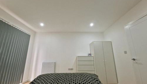 The Romford Luxe Haven - Fully Furnished 2BR - Foto 5