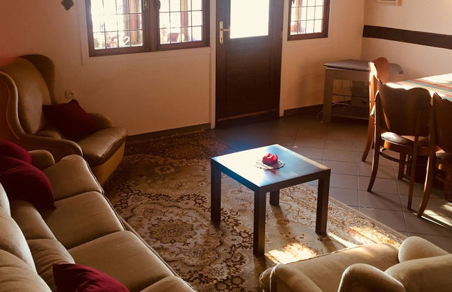 Apartment in a Stylish House in the Countryside Near the Sea - Photo 6