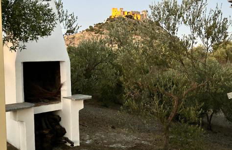 Casa Caraza. Un olivar con vistas al castillo de Juego de Tronos - Foto 15