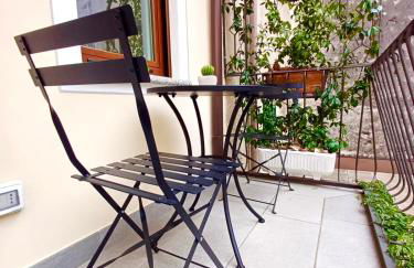 LE RONDINI - Courtyard apartment with balcony & terrace - Foto 1