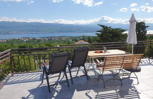 Apartments Olivia & Navy, Šilo - Photo 2