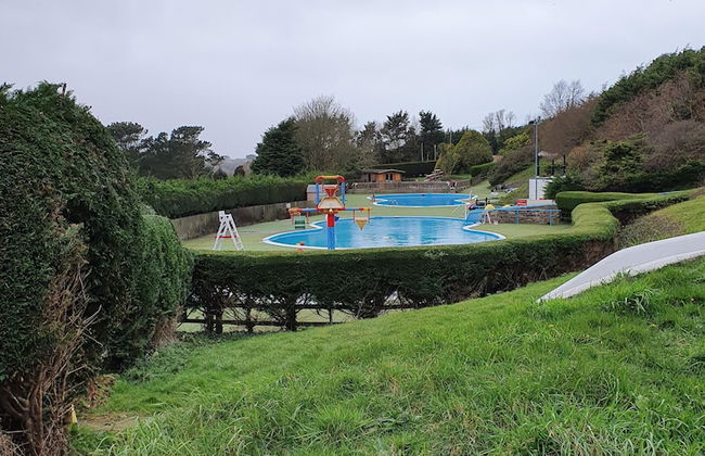 3 Bedroom Caravan, Sleeps 8, at Parkdean Newquay Holiday Park - Foto 14
