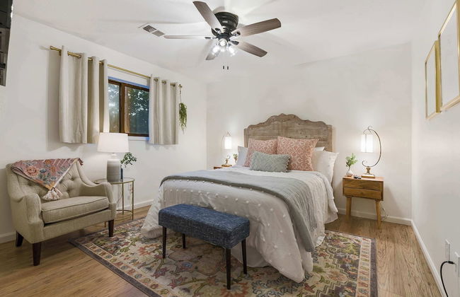 Midnight Oasis - Nestled Among Nature of the Ozarks! - Photo 2