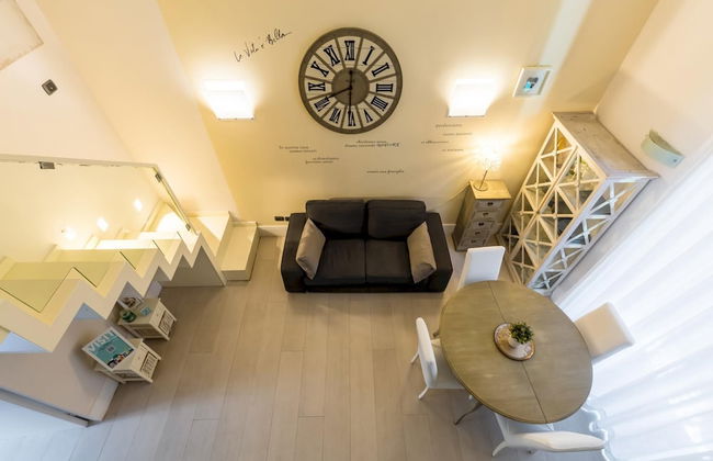 Cool Flat at Via dei Mille by Napoliapartments - Foto 12