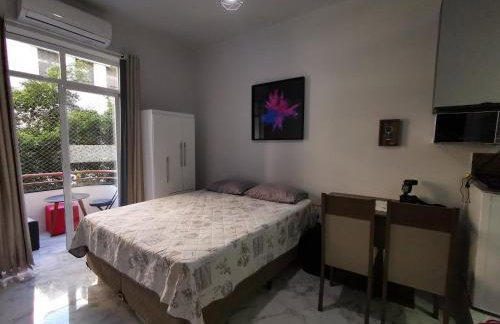 Apartamento tipo studio com uma linda sacada - Foto 3