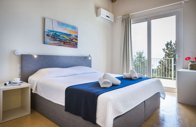 Magganos Sunset Villas - Photo 5