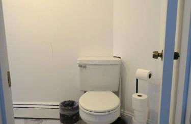 Comfortable 3 Bed Apt in Quiet Neighborhood - Foto 16