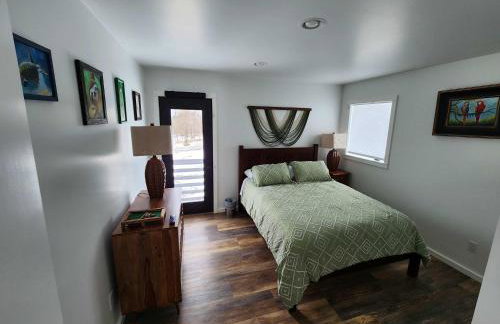 the Sugar Cube, a stunning, spacious, and modern villa with an orchard maze - Foto 25