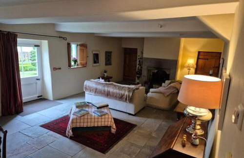 North Cottage - Photo 7