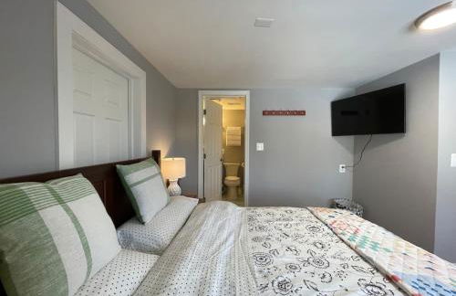 Entire Mountain Cottage Near Scenic Hiking Trails - Photo 50