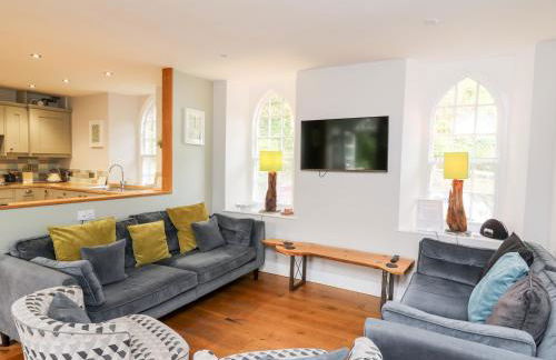 Upper Vestry - Photo 5