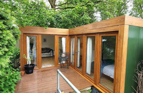 Private Self Contained Annex/Cabin - Photo 1