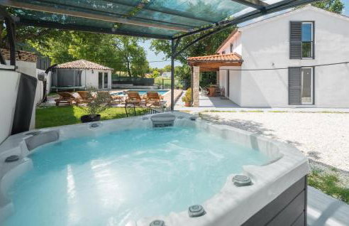 Beautiful Home In Krnicari With Wifi - Foto 6