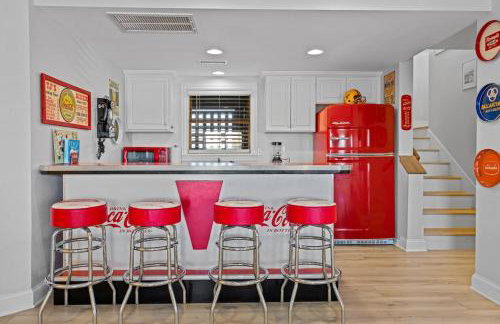 Blue Moon - LUX Oceanfront Pool Hot Tub Theater - Photo 80