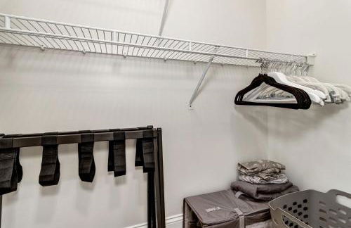 Spacious Mountain Retreat with Bonus Game Room Near Asheville, Barnardsville, NC - Foto 49