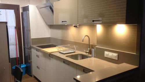 La plazuela Navaluenga - Photo 3