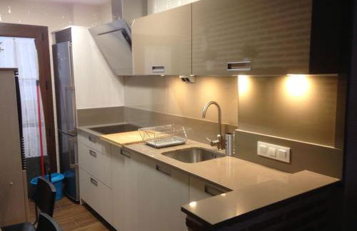 La plazuela Navaluenga - Photo 3