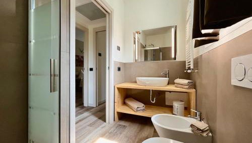 Ava home - apartment in the center Camonica Valley - Foto 4, towels, Shower