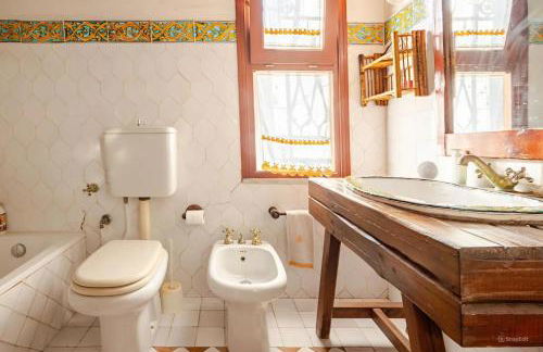 Alle due Torri, villa sulla roccia a picco sul mare - Foto 21