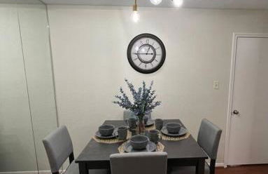 Home Away From Home-Cozy 2 BDRM Condo/Med Cntr/NRG - Foto 13