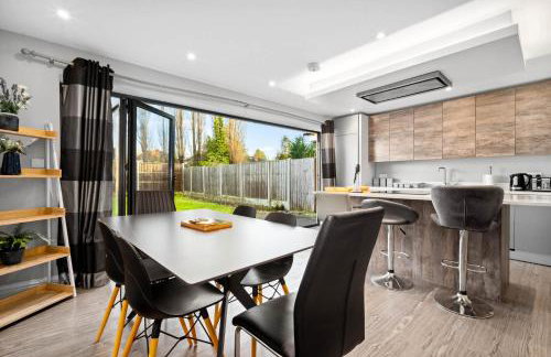 Grand 5 Bedrooms and 3 Bath Birmingham Home - Foto 31