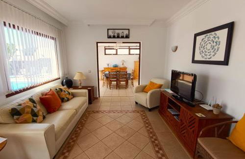 Casa Lagarto heated pool aircon central Playa Blanca - Foto 9