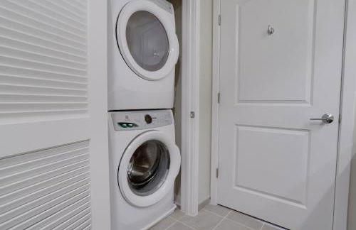 Charming Condo with Nice Amenities at Alexandria - Foto 20