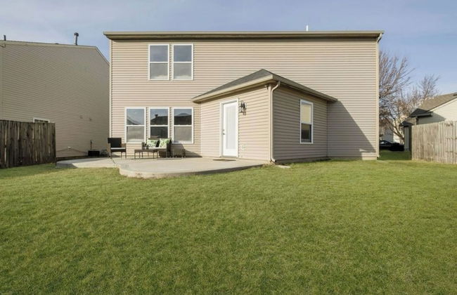 Spacious 4BR Home With Pool in Indianapolis - Foto 8