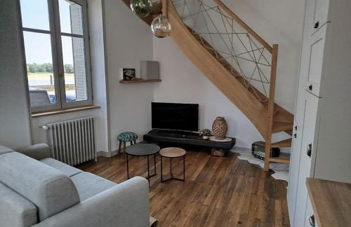 Maison Bord de Loire - Foto 1