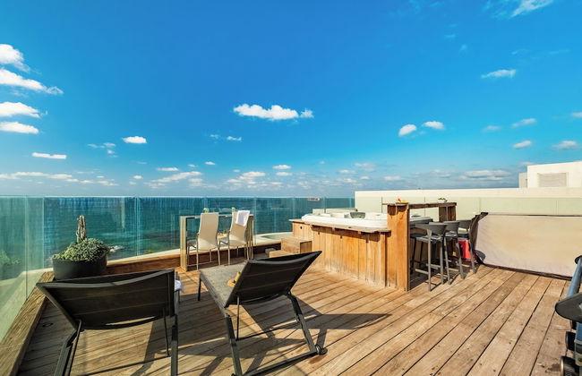 Rooftop Jacuzzi Penthouse by Sea N' Rent - Foto 30