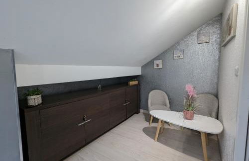 Chalet spacieux avec sauna, spa et baby-foot, proche stations de ski - FR-1-589-671 - Foto 22