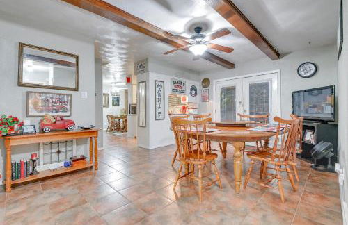 Walk to ATandT - Dallas Stadium! Family Gem with Patio - Photo 4