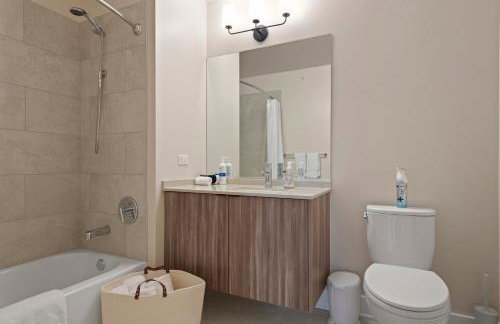 Sage Modern Apartments Near Union Park in West Loop - Photo 51