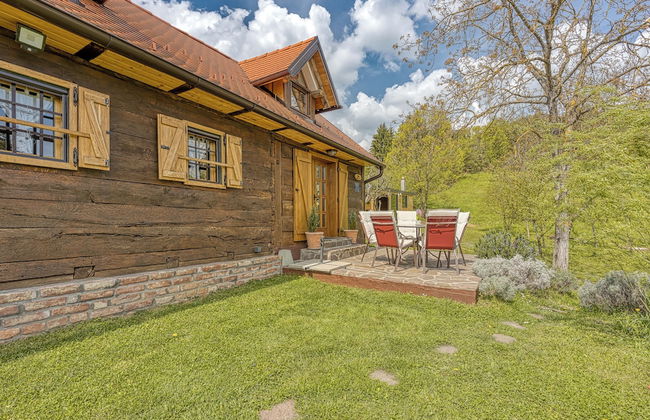 Rural House With Wellness - Photo 31