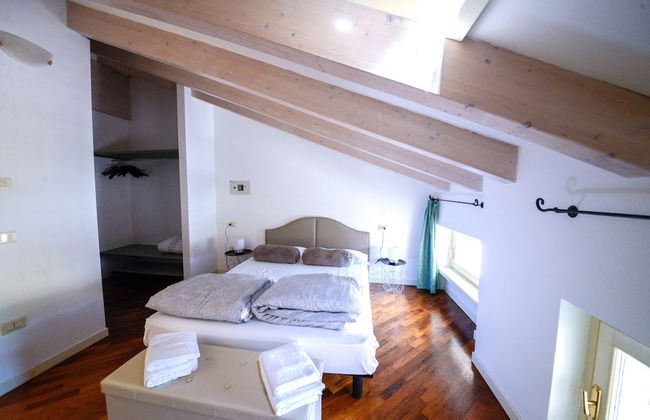 Queen of the Lake - Foto 22