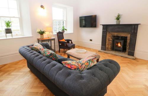 The Reading Room - Photo 5