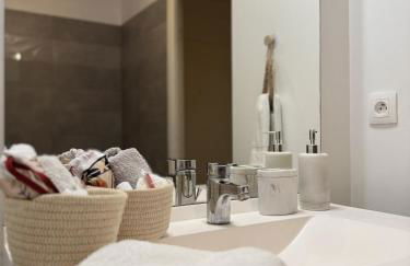 Modern and cozy Stay I Terrace and Parking I 10 min by car Orly airport I Quick access to Paris - Foto 19