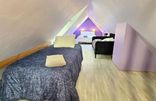 Gem Palace with Hot Tub Sauna - Photo 29