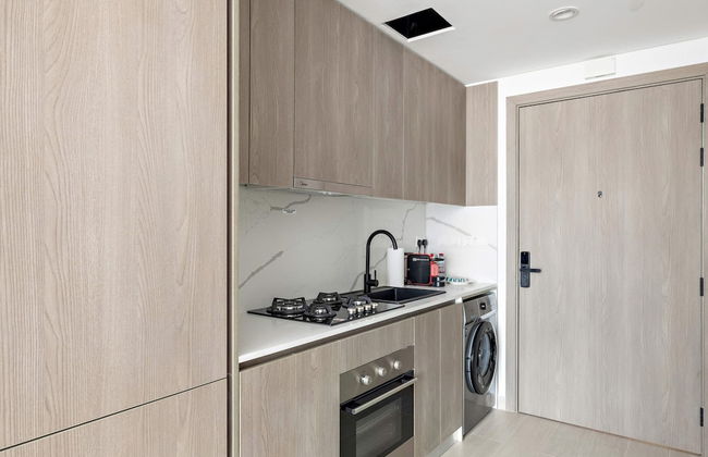 Stylish Studio in New Residence With Pool and gym - Photo 10