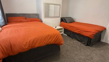 2Bed Contractor & Family Stay Kingswinford DY6 - Foto 4